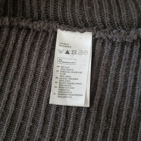 🌿 3/$20 🌿 H&M Knitted Open Cardigan Gray Size Small - Picture 4 of 5